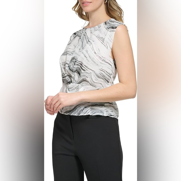 CALVIN KLEIN Women's Loose Fitted Poly Chiffon Sleeveless Twist Detail Blouse - Picture 2 of 13